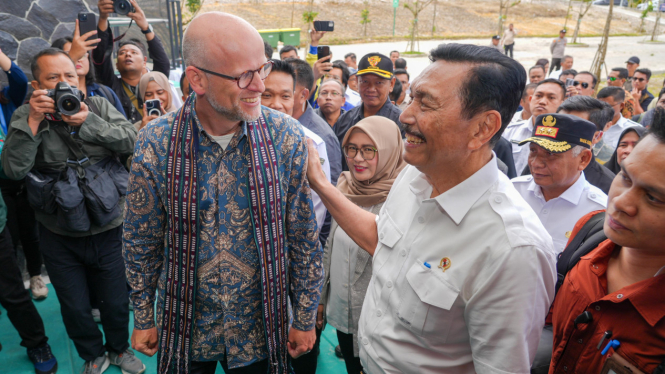 Ketua Dewan Ekonomi Nasional (DEN), Luhut Binsar Pandjaitan bersama delegasi Misi Ekonomi Belanda (dok: DEN)