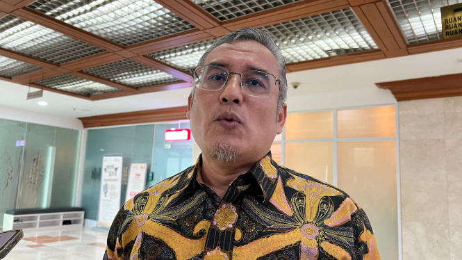 Pakar hukum pidana sekaligus akademisi, Dr Chairul Huda di Kompleks Parlemen, Senayan, Jakarta Pusat 
