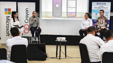 Talkshow Serving Without Limits