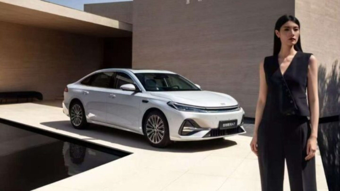Geely Galaxy A7 EM-i resmi meluncur di China