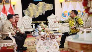 Wakil Ketua DPRD Jambi Ivan Wirata
