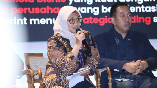 Direktur Utama Telkom, Dian Siswarini