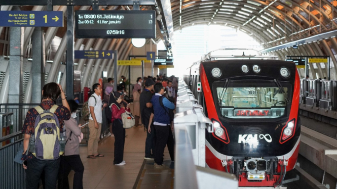 Penumpang LRT Jabodebek [Humas LRT Jabodebek]
