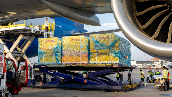DHL