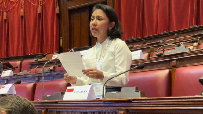 Politikus PDIP sekaligus Wakil Ketua BKSAP DPR RI Irine Yusiana Roba Putri