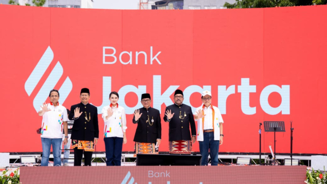 Gubernur Jakarta Pramono Anung meresmikan rebranding nama Bank DKI menjadi Bank Jakarta (Sumber: Humas Balai Kota Jakarta)