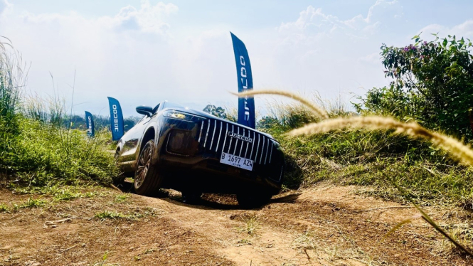 Jaecoo J8 AWD