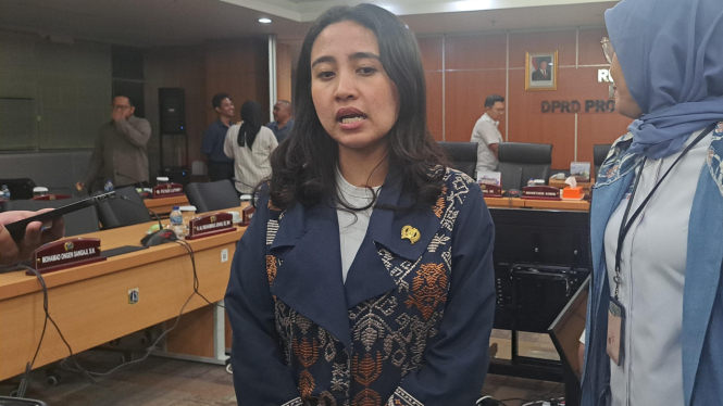 Ketua Pansus KTR DPRD Provinsi DKI Jakarta Farah Savira