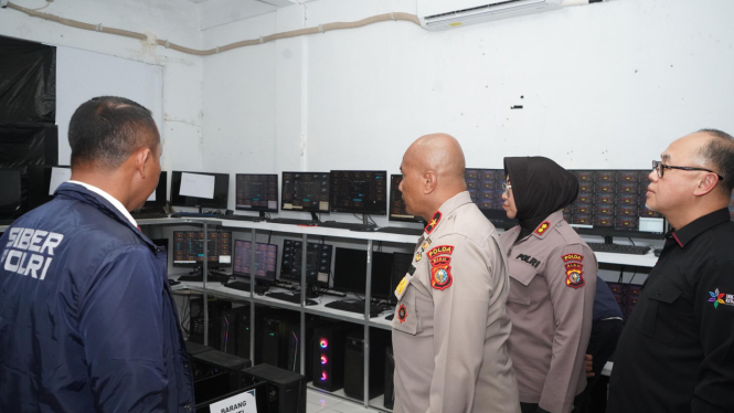 Wakapolda Riau Brigjen Jossy di Lokasi Judol Higgs Domino Island (dok: istimewa) 