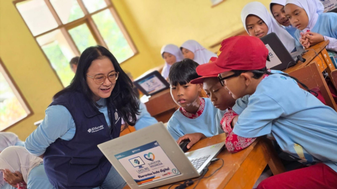 Program Lab Komputer Keliling (Lakoling)