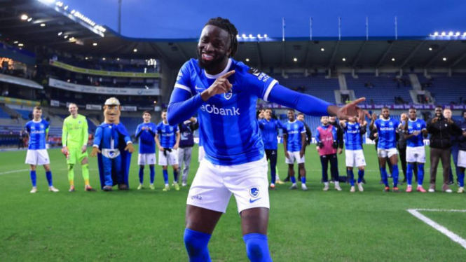 Tolu Arokodare calon pemain Manchester United
