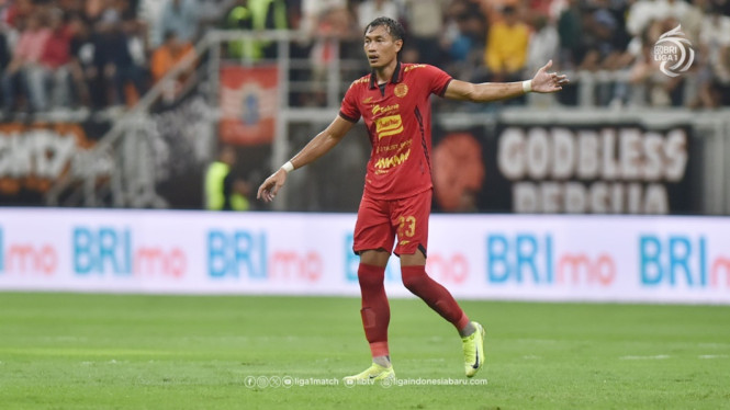 Hansamu Yama, Bek Persija