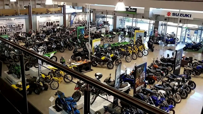 Diler sepeda motor Peter Stevens Motorcycles