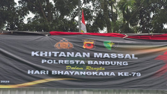 Khitanan Massal