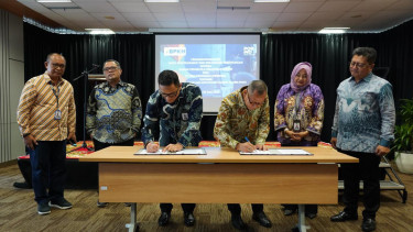 Kerja sama Pos Indonesia dengan BPKH tingkatkan layanan Logistik Jemaah RI.