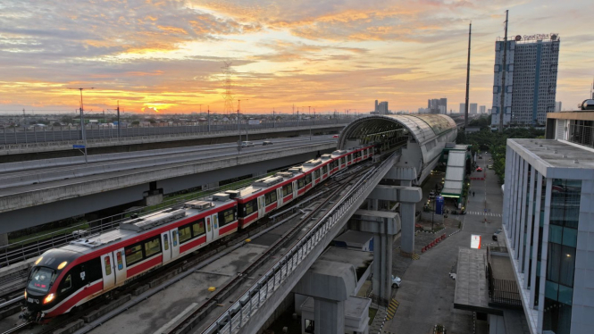 LRT Jabodebek [Humas LRT Jabodebek]