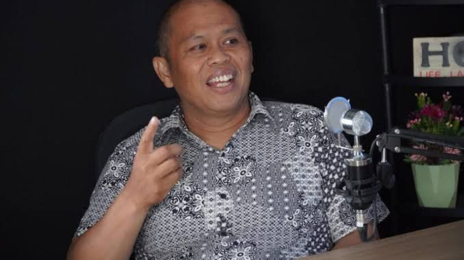 Direktur Eksekutif Rumah Politik Indonesia, Fernando Emas,