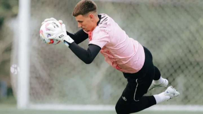 Kiper Bali United, Mike Hauptmeijer