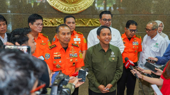 Menteri Kehutanan Raja Juli Antoni di Kantor Basarnas (dok. istimewa)