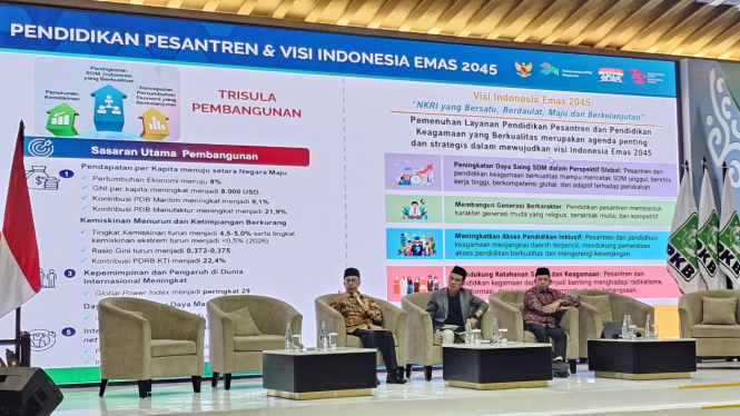  Deputi PMK Amich Alhumami didepan Kader PKB dalam Acara Konferensi Internasiona