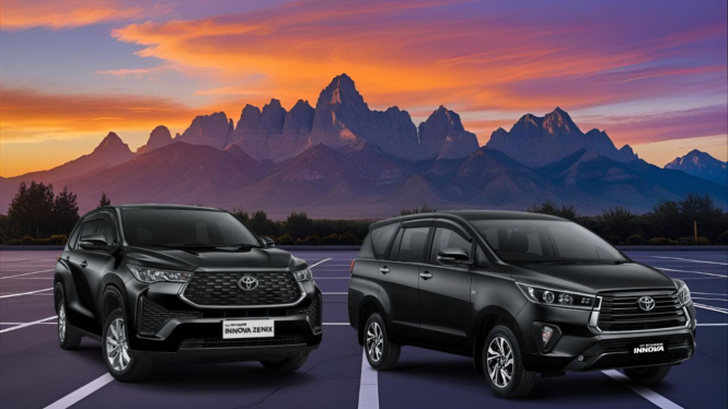 Toyota Innova Zenix (kiri) vs Innova Reborn (kanan)