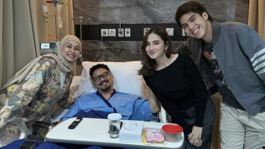 Deswita Maharani, Ferry Maryadi, Syifa Hadju dan El Rumi.