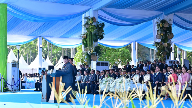 Presiden RI Prabowo Subianto di acara HUT Bhayangkara ke-79 di Monas, Jakarta Pusat (sumber foto: Muchlis Jr - Biro Pers Sekretariat Presiden)
