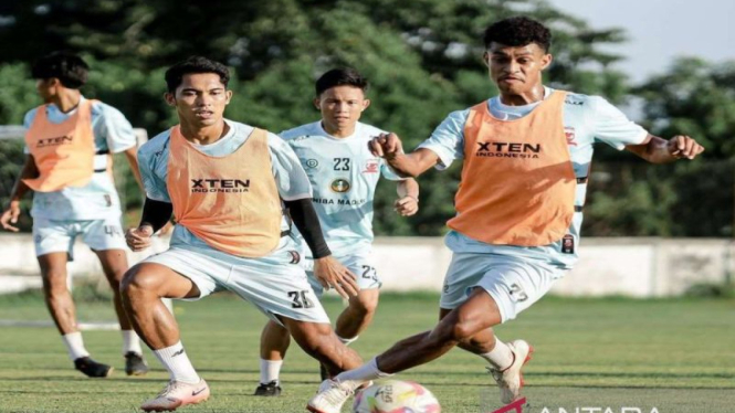 Latihan Madura United