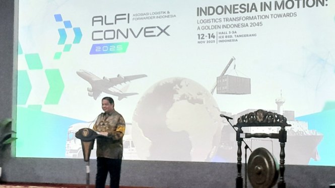 [Menteri Koordinator Bidang Perekonomian, Airlangga Hartarto, dalam acara peluncuran ALFI Convex 2025, di Kantor Kemenko Bidang Perekonomian, Jakarta, Rabu, 2 Juli 2025]