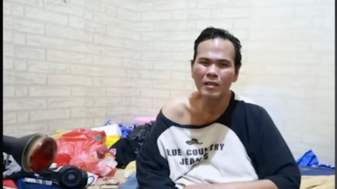 Fahmi Bo.