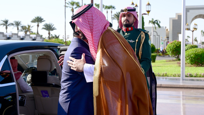 Presiden Prabowo Subianto dan Pangeran Mohammed bin Salman bin Abdulaziz Al Saud (MBS). (Source: Muchlis Jr - Biro Pers Sekretariat Presiden)