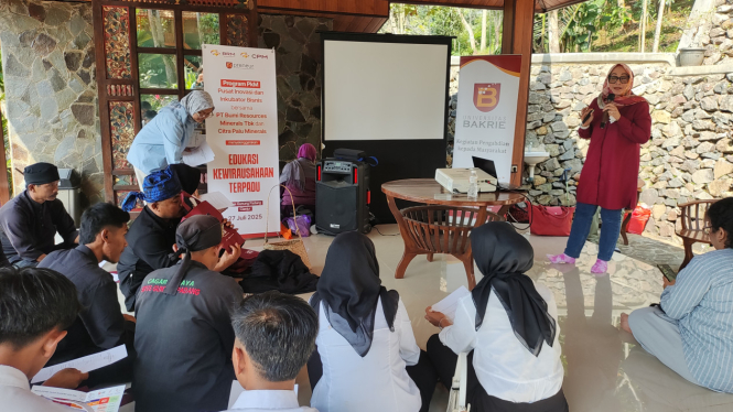 Dr. Eli Jamilah Mihardja, Kepala Pusat Inovasi dan Inkubator Bisnis Universitas Bakrie