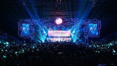 Festival musik SkyAvenue.