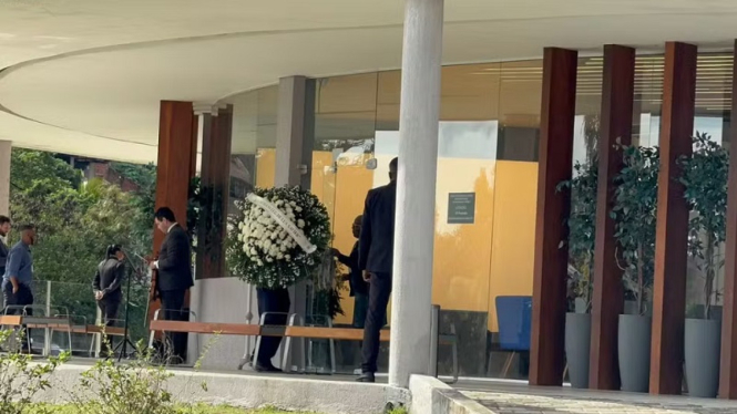 Suasana pemakaman Juliana Marins di Brasil, Jumat sore