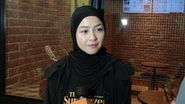 Revalina S. Temat