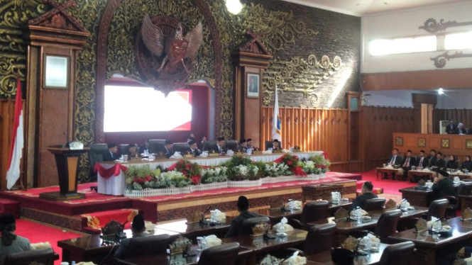Rapat Paripurna Jambi DPRD Provinsi Jambi
