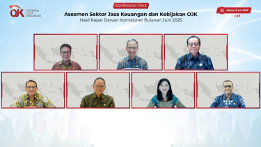 Rapat Dewan Komisioner Bulanan OJK