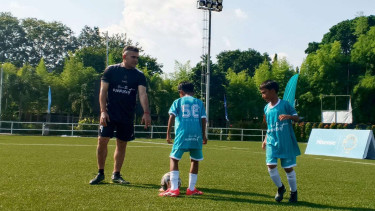 Cristian Gonzales berbagi ilmu sepakbola
