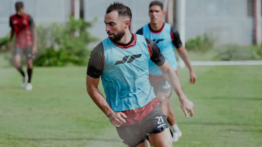 Bek Persija Jakarta, Jordi Amat