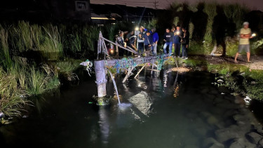 Kolam Air Hangat di Mojokerto, Jawa Timur 
