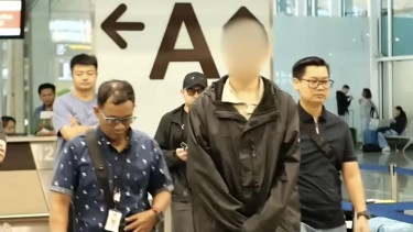 Imigrasi mendeportasi buron pemerintah China, XP