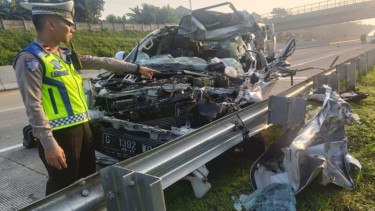 Kecelakaan di KM 353 Tol Batang-Semarang, Senin (14/7/2025)