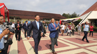 Menko AHY dan Menlu Sugiono Dapat Penghormatan Alumni SMA Taruna Nusantara