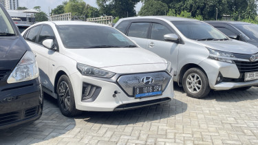 Mobil Listrik Bekas