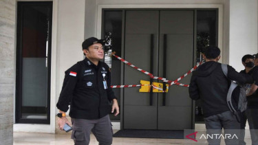 Penyidik Kejagung menyegel rumah Muhammad Riza Chalid