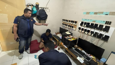 Bareskrim Polri menggerebek salah satu tempat lokasi jaringan judi online