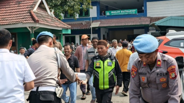Polres Pelabuhan Tanjung Priok menggelar kegiatan Jumat Berkah