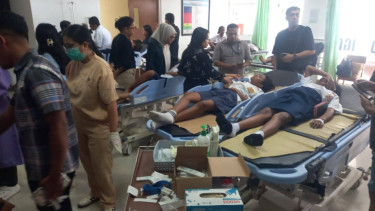 Siswa SMP Negeri 8 Kupang Dilarikan ke RS, Diduga Keracunan Makan Bergizi Gratis