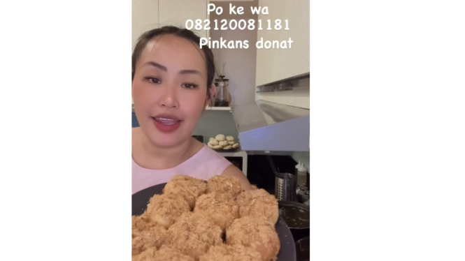 Donat Pinkan Mambo