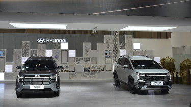 Hyundai Stargazer Cartenz